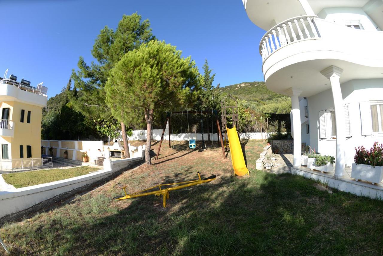 Villa Alex Ríza Exterior foto
