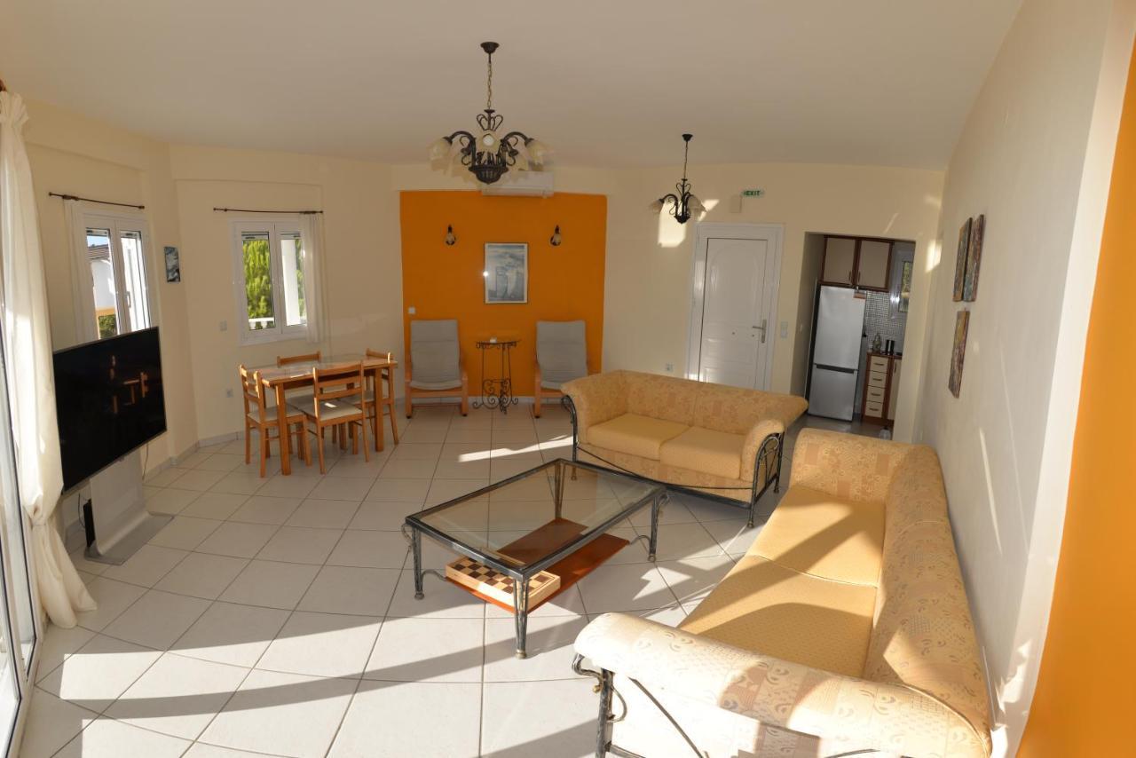 Villa Alex Ríza Exterior foto