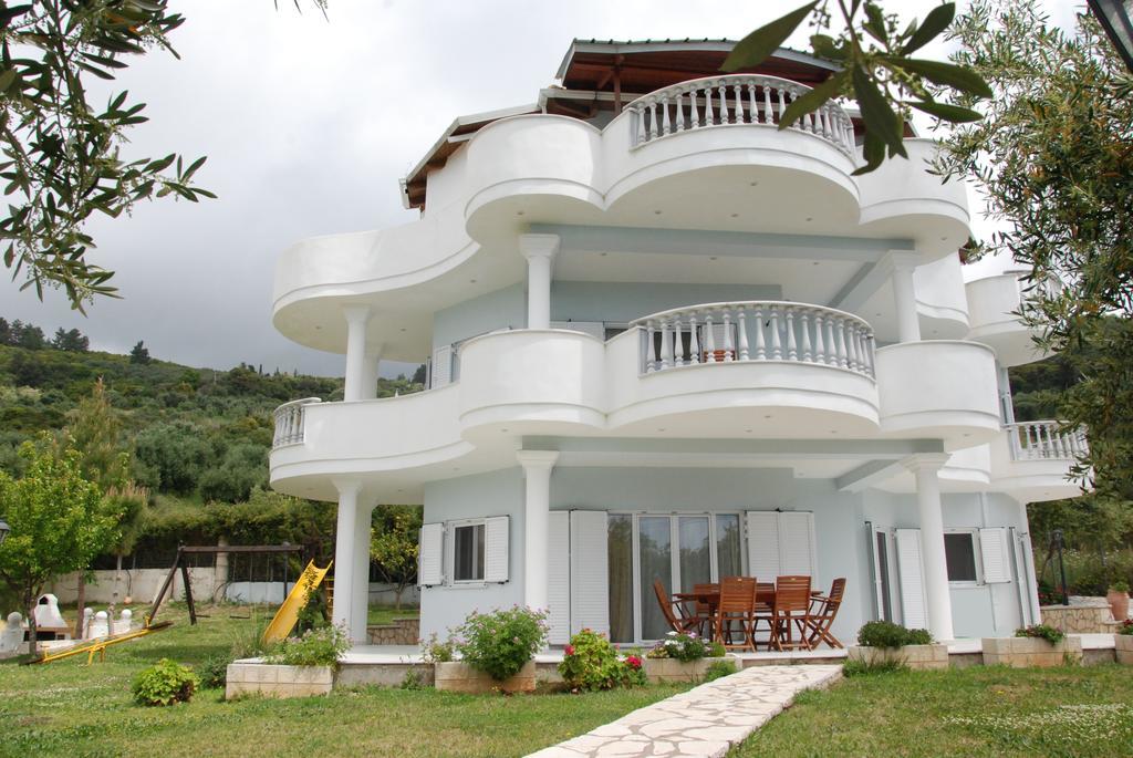 Villa Alex Ríza Exterior foto